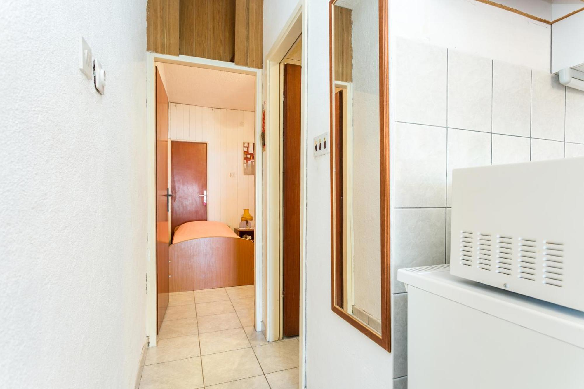 Apartments By The Sea Seget Vranjica, Trogir - 1038 Экстерьер фото