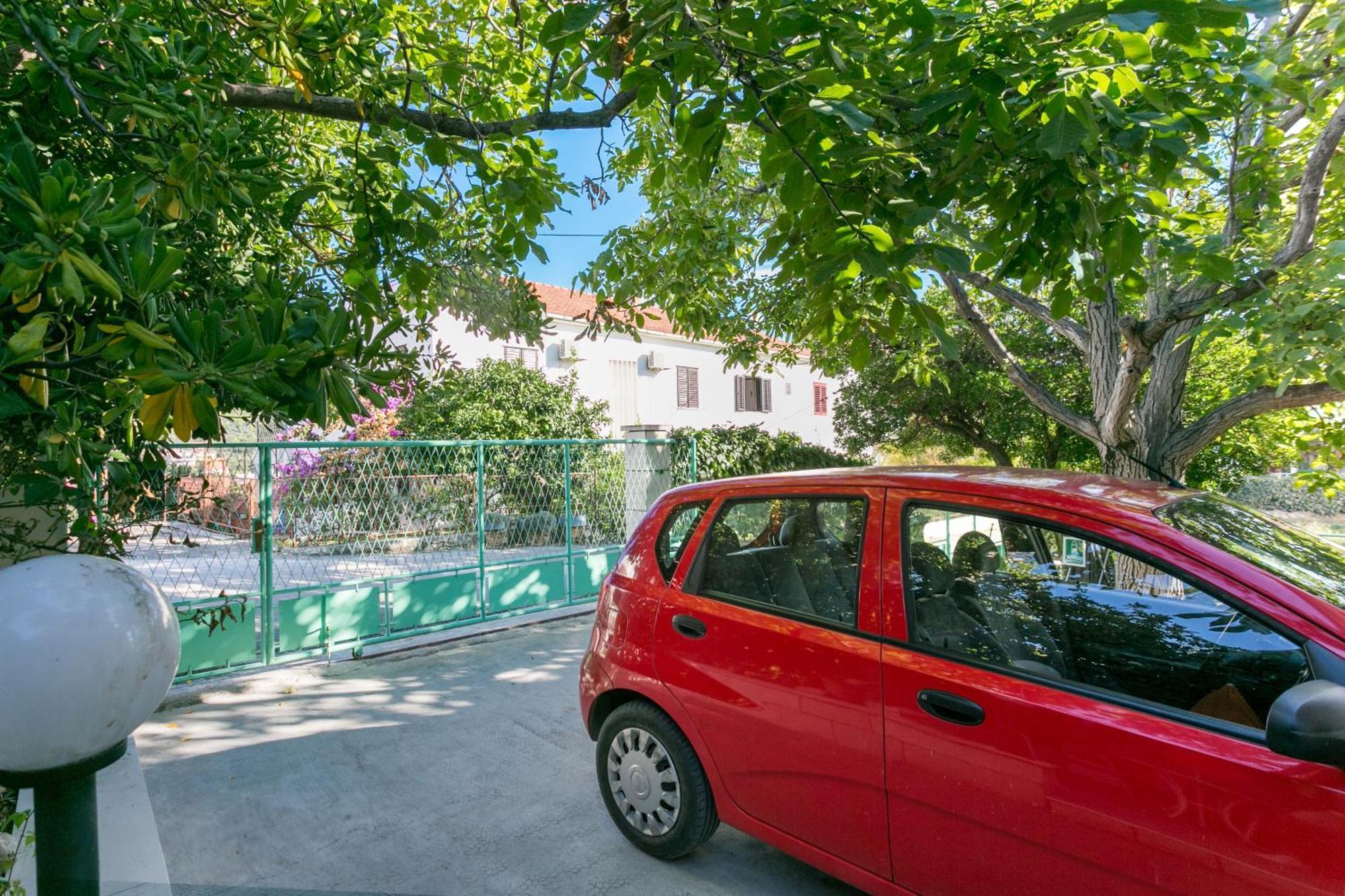 Apartments By The Sea Seget Vranjica, Trogir - 1038 Экстерьер фото