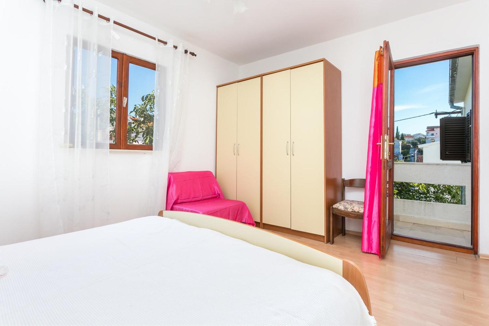 Apartments By The Sea Seget Vranjica, Trogir - 1038 Номер фото